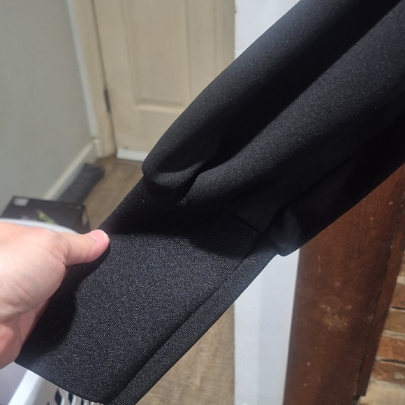 Tommy Hilfiger Black Garment - Picture 6 of 8